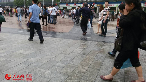 组图:广州火车站砍人事件已致6名群众受伤