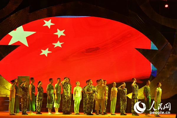 海南海警总队举办“维护核心 听从指挥”主题教育文艺汇演