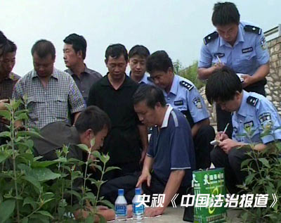 感情起波澜 一男子劫持三岁幼童